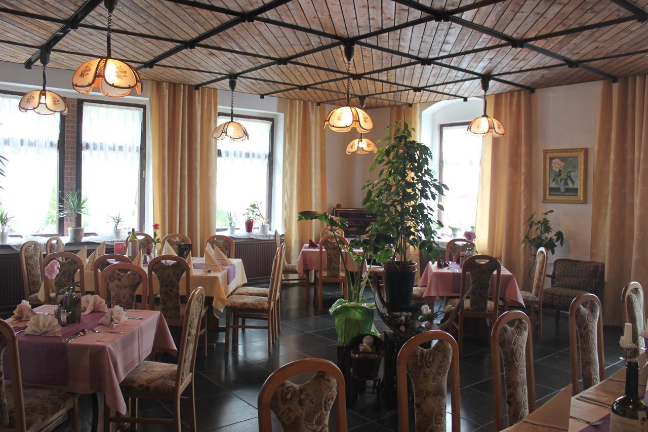 Pension Und Restaurant Die Burg Ehrenfriedersdorf Kültér fotó