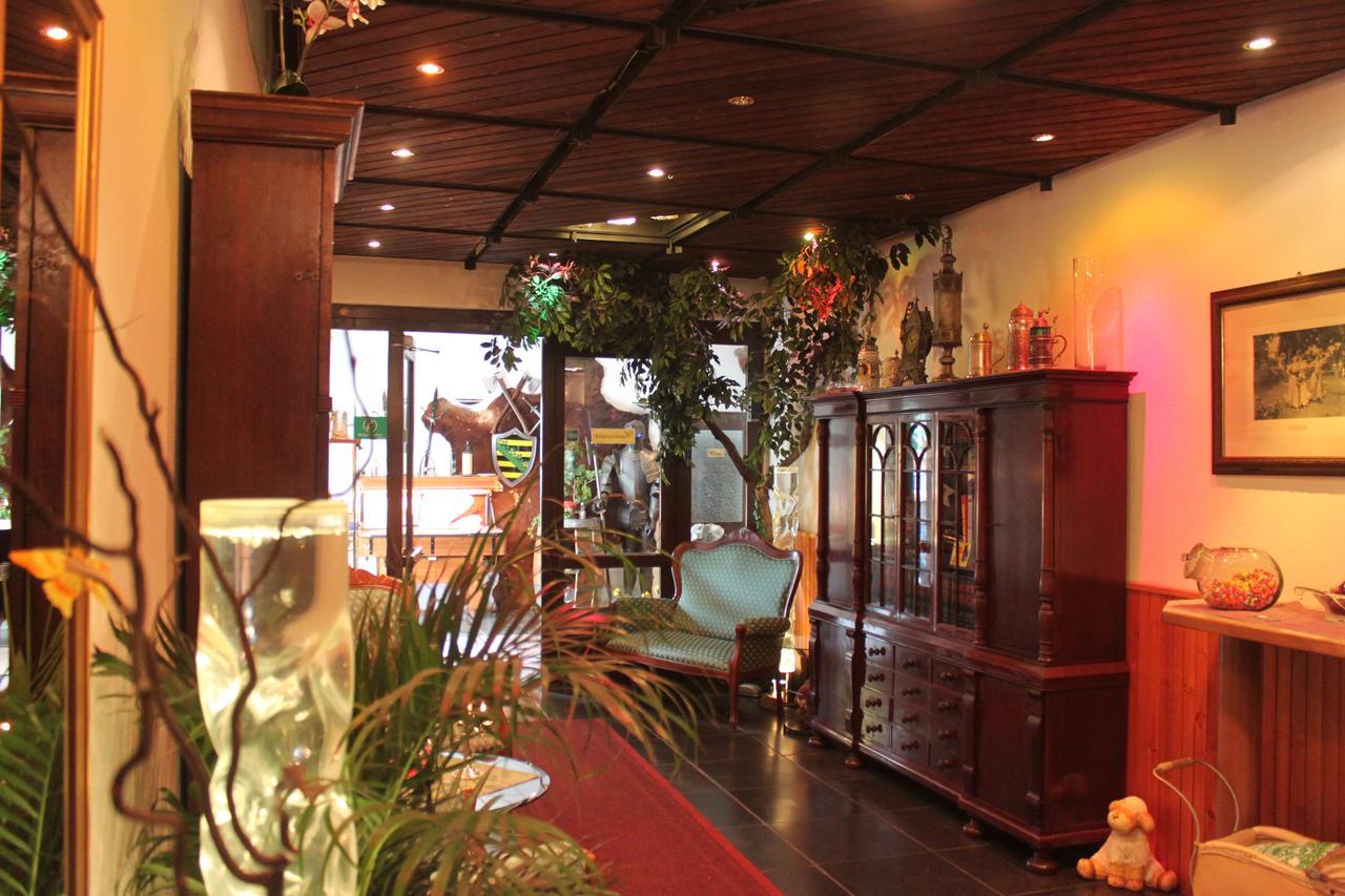Pension Und Restaurant Die Burg Ehrenfriedersdorf Kültér fotó